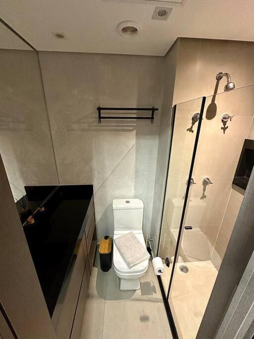 Em Perdizes Proximo Ao Allianz Com Wi-fi 500mb, Garagem E Piscina No Rooftop