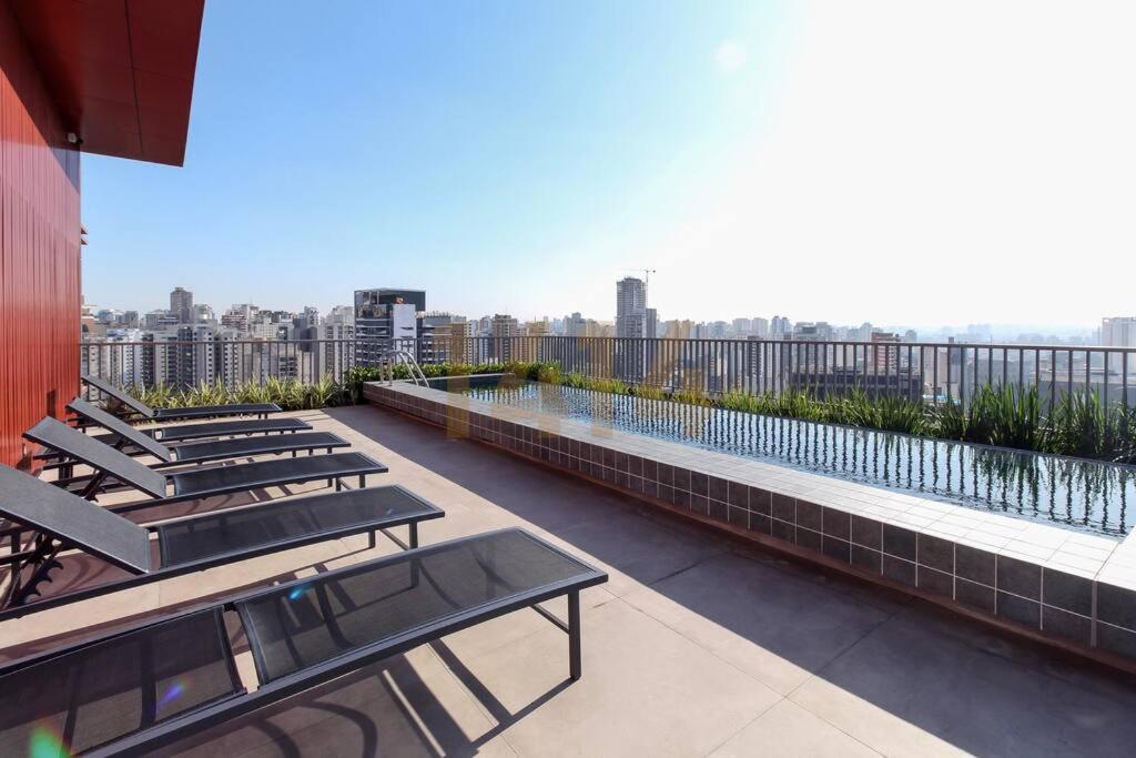 Em Perdizes Proximo Ao Allianz Com Wi-fi 500mb, Garagem E Piscina No Rooftop Apartamento
