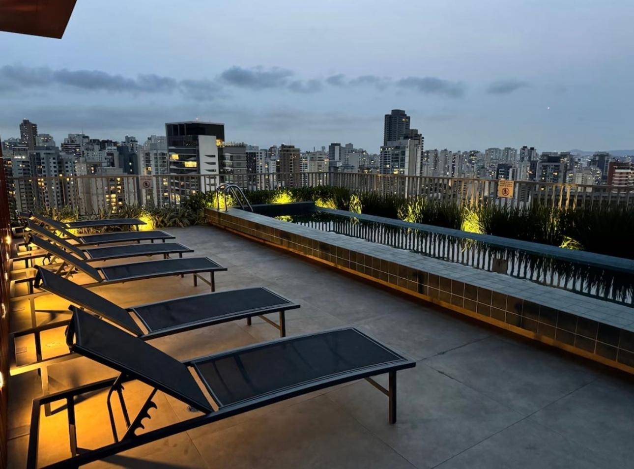 Apartamento Em Perdizes Proximo Ao Allianz Com Wi-fi 500mb, Garagem E Piscina No Rooftop São Paulo